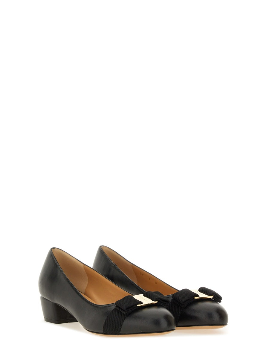 Ferragamo Women Leather "Vara" Shoe