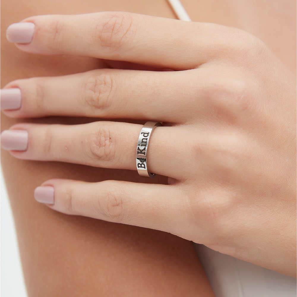 CHIC REBEL RING