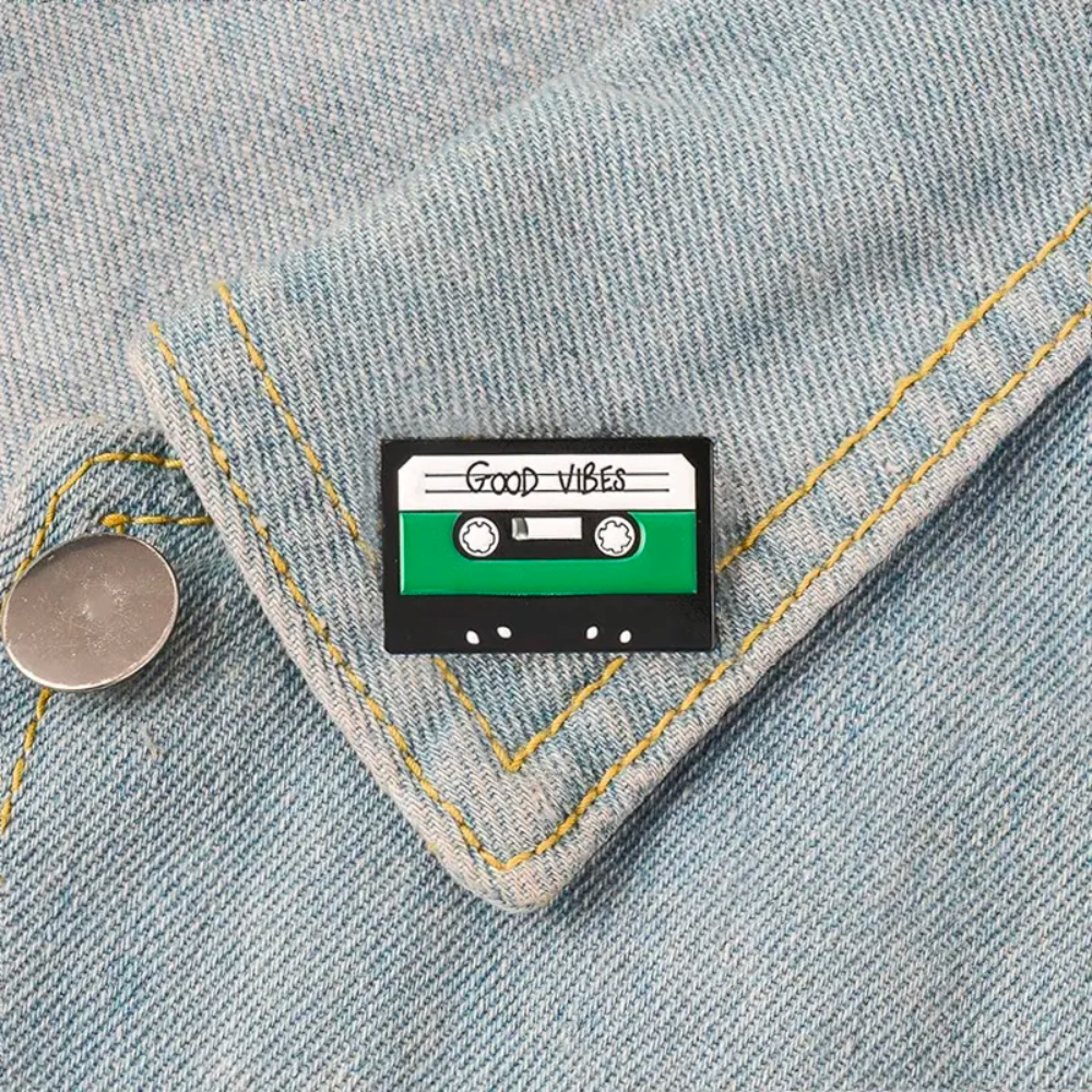 CASSETTE TAPE PIN