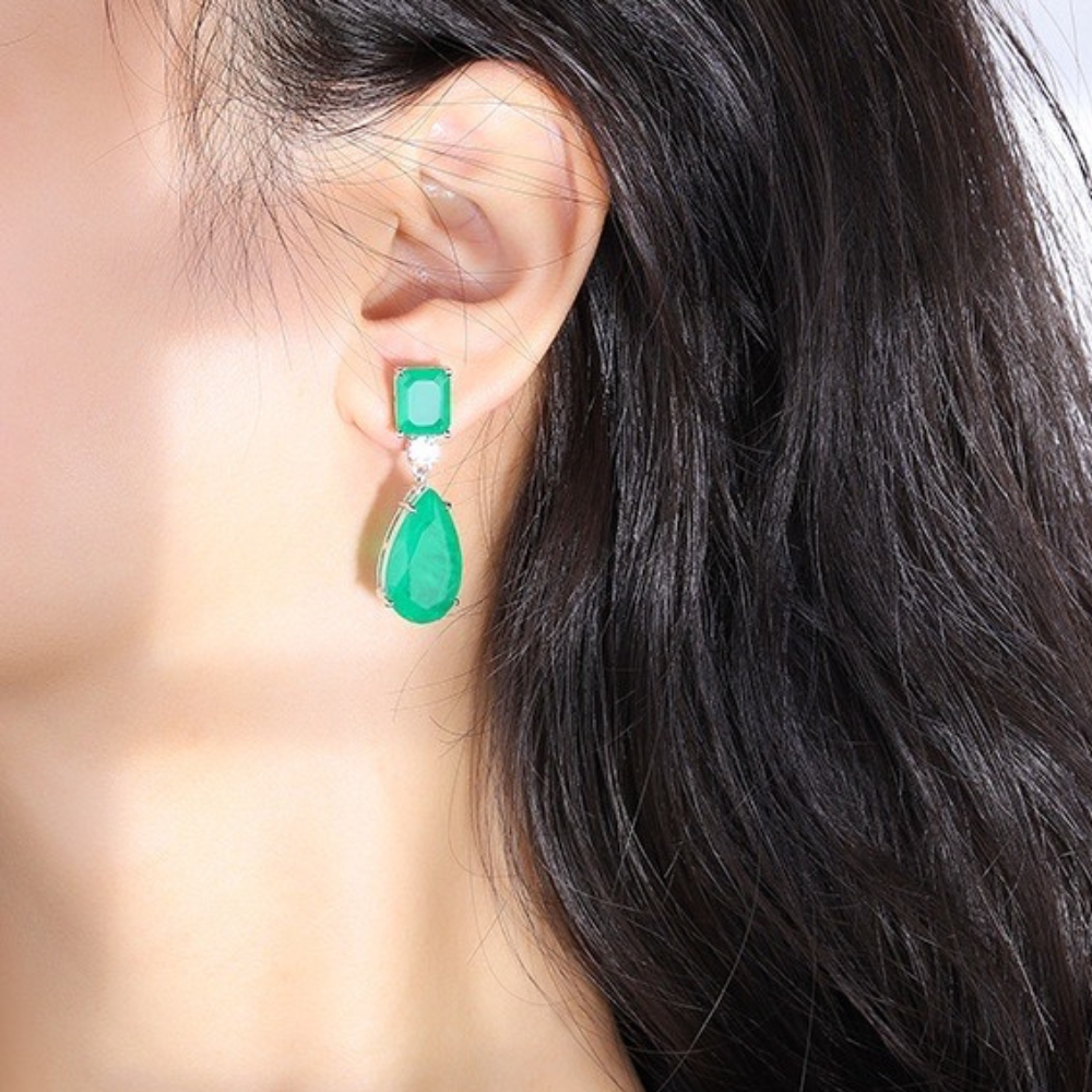 CRYSTAL EMERALD EARRINGS (PAIR)