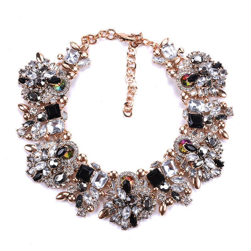 Short Necklace Women Ornament Full Diamond Exaggerated Floral Necklace Clothing Accessories