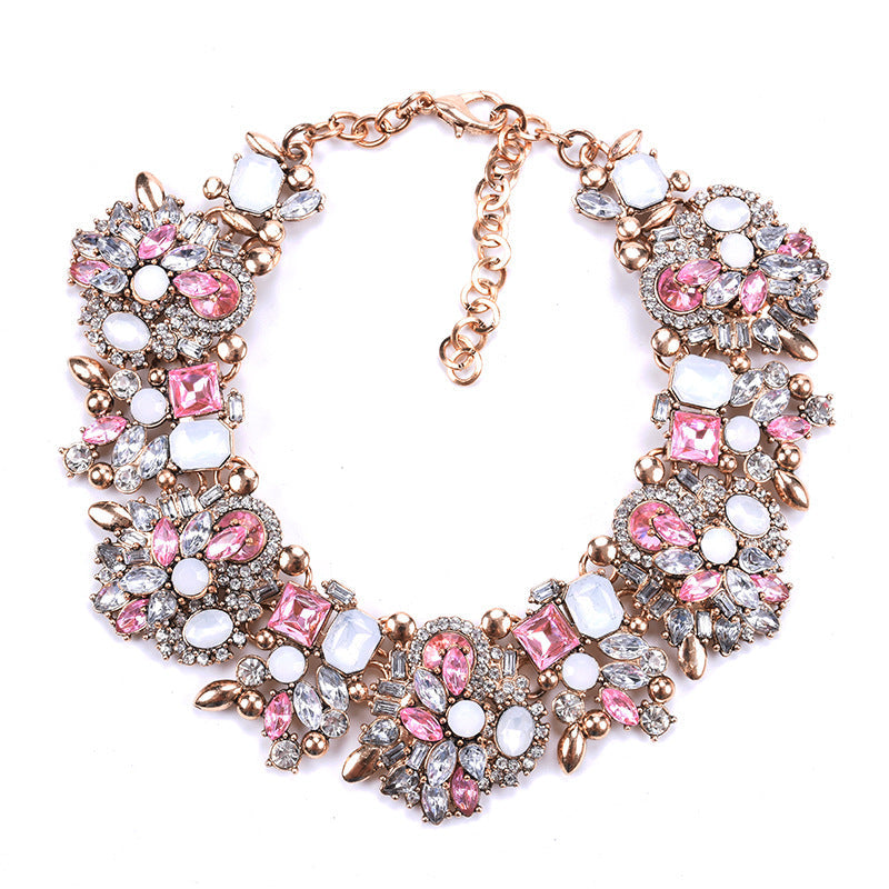 Short Necklace Women Ornament Full Diamond Exaggerated Floral Necklace Clothing Accessories