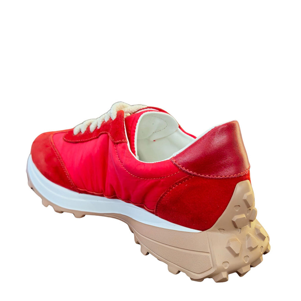 Red Star Jogger Sneaker