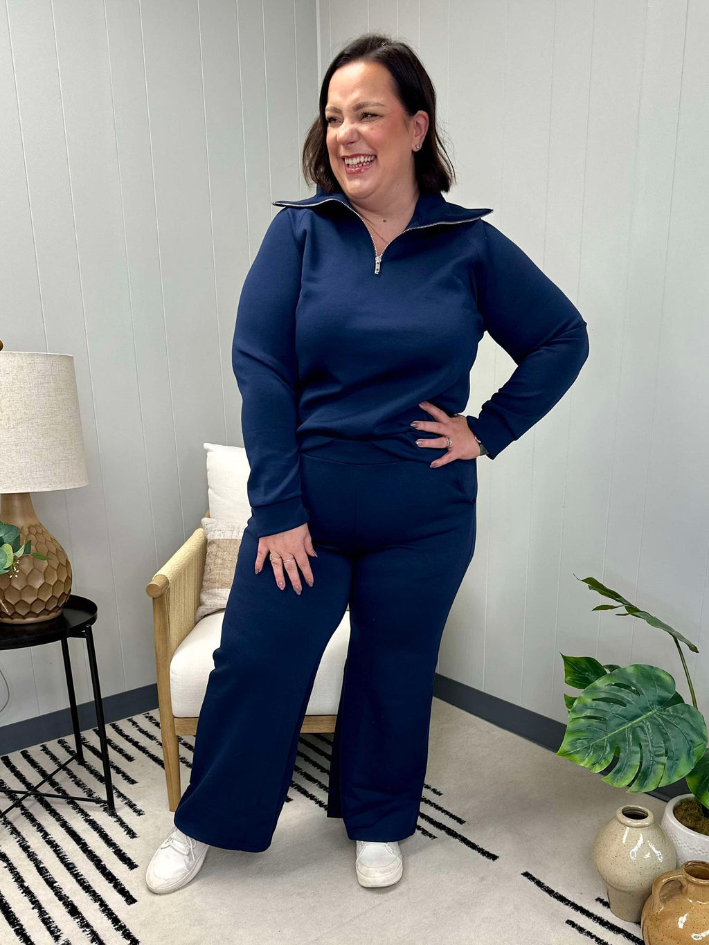 Hamptons Travel Half Zip Pullover in Magenta