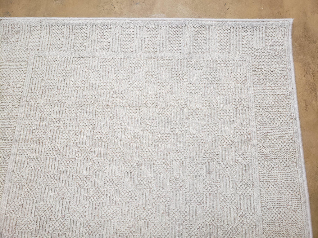 3x5 Karastan Rug Chaumiere Collection, Kara-Loc, Design #291/9866, Creme Color, Textured Squares II Patern, 3'6" x 5' 3" Carpet