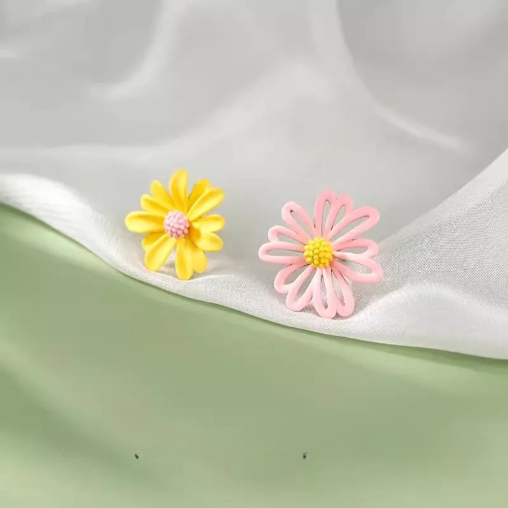BLOOM HARMONY EARRINGS (PAIR)