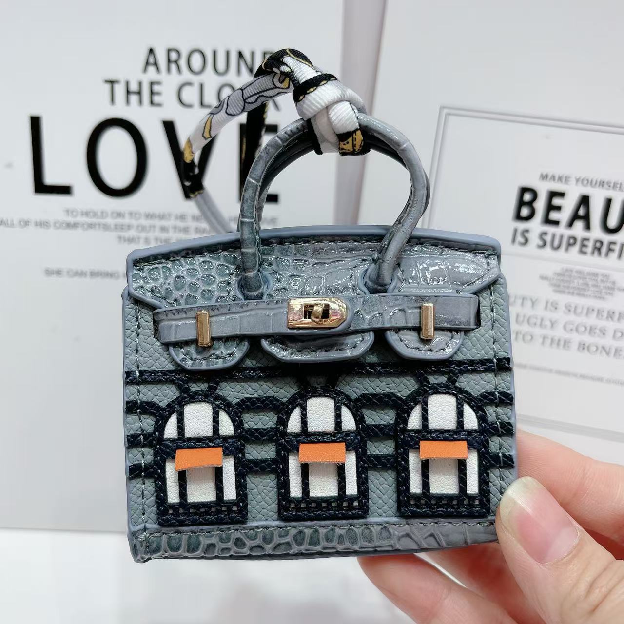 Small house bag mini window pendant headphone bag lipstick car key backpack backpack decoration