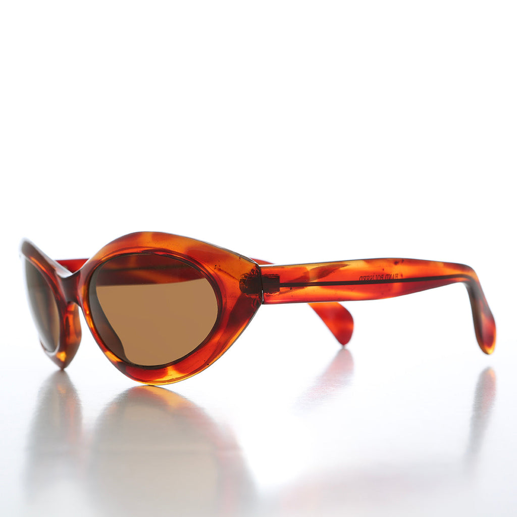 Curved Cat Eye Vintage Sunglasses - Fagan
