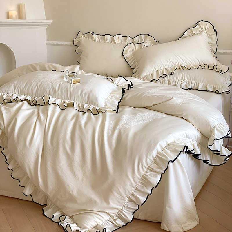 French Sweetheart Ruffle Egyptian Cotton Duvet Cover Set | 3CARATS