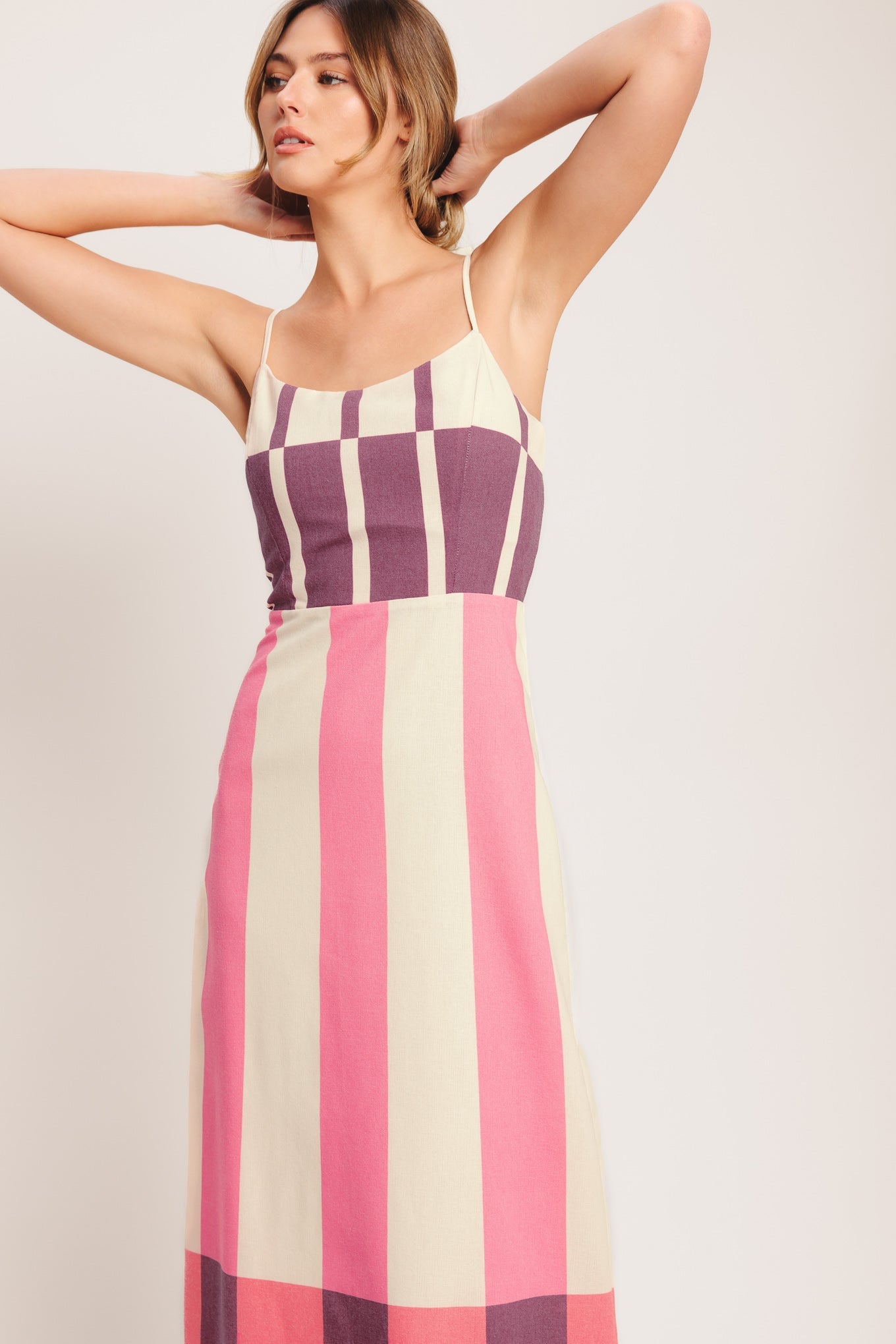 RETRO LINEAR WOVEN MIDI DRESS