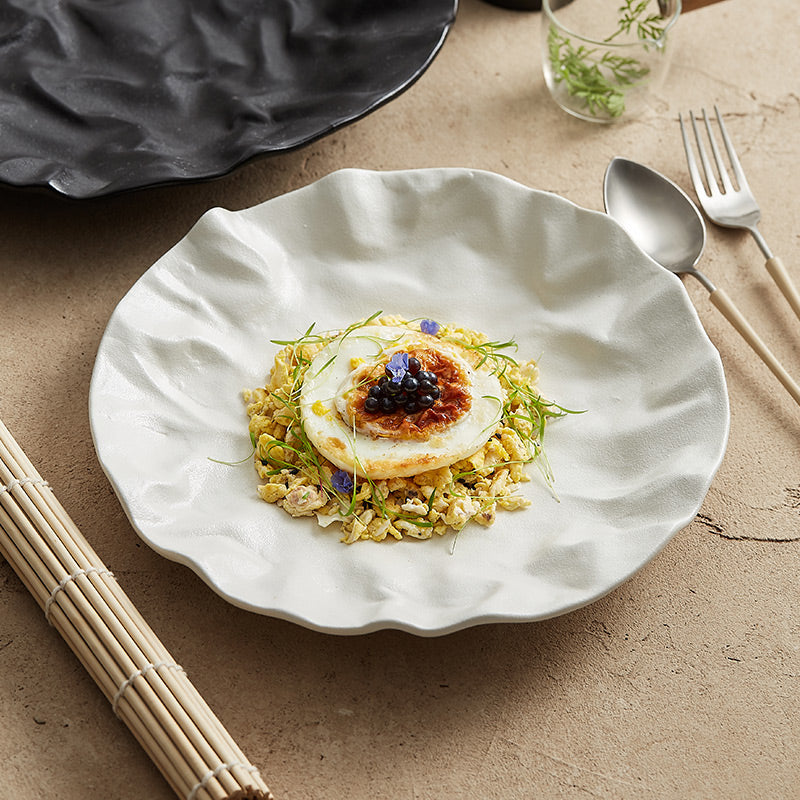 Japanese-Inspired Ripple Deep Ceramic Dish | 3CARATS