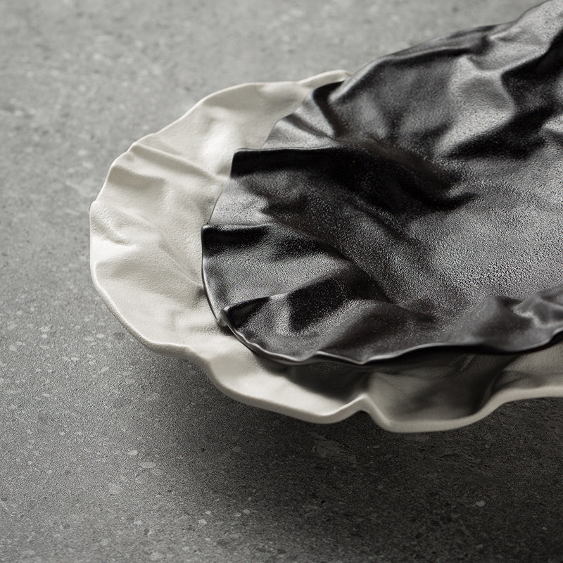 Japanese-Inspired Ripple Deep Ceramic Dish | 3CARATS