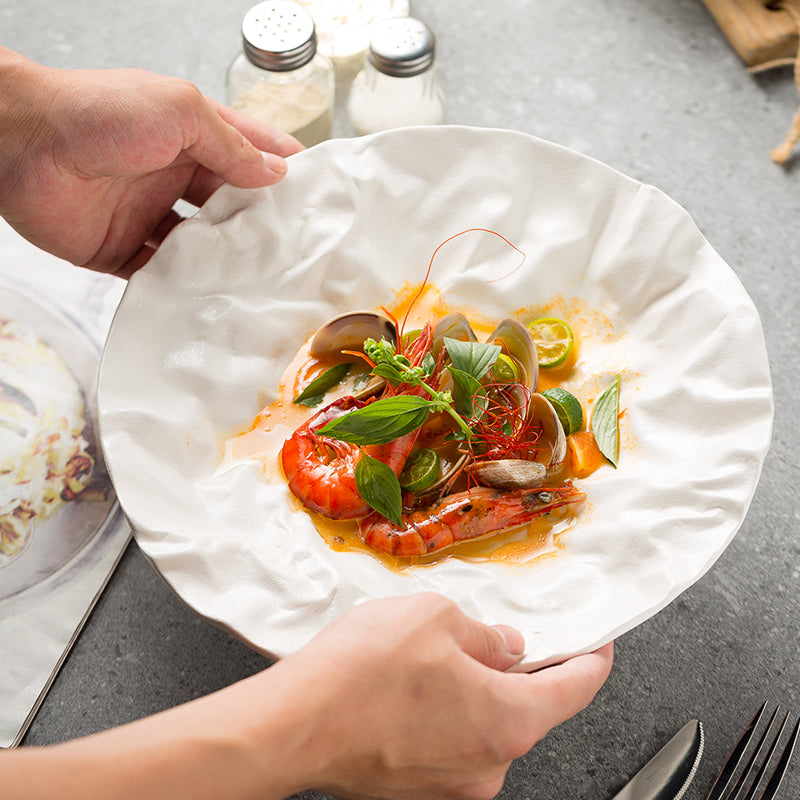 Japanese-Inspired Ripple Deep Ceramic Dish | 3CARATS