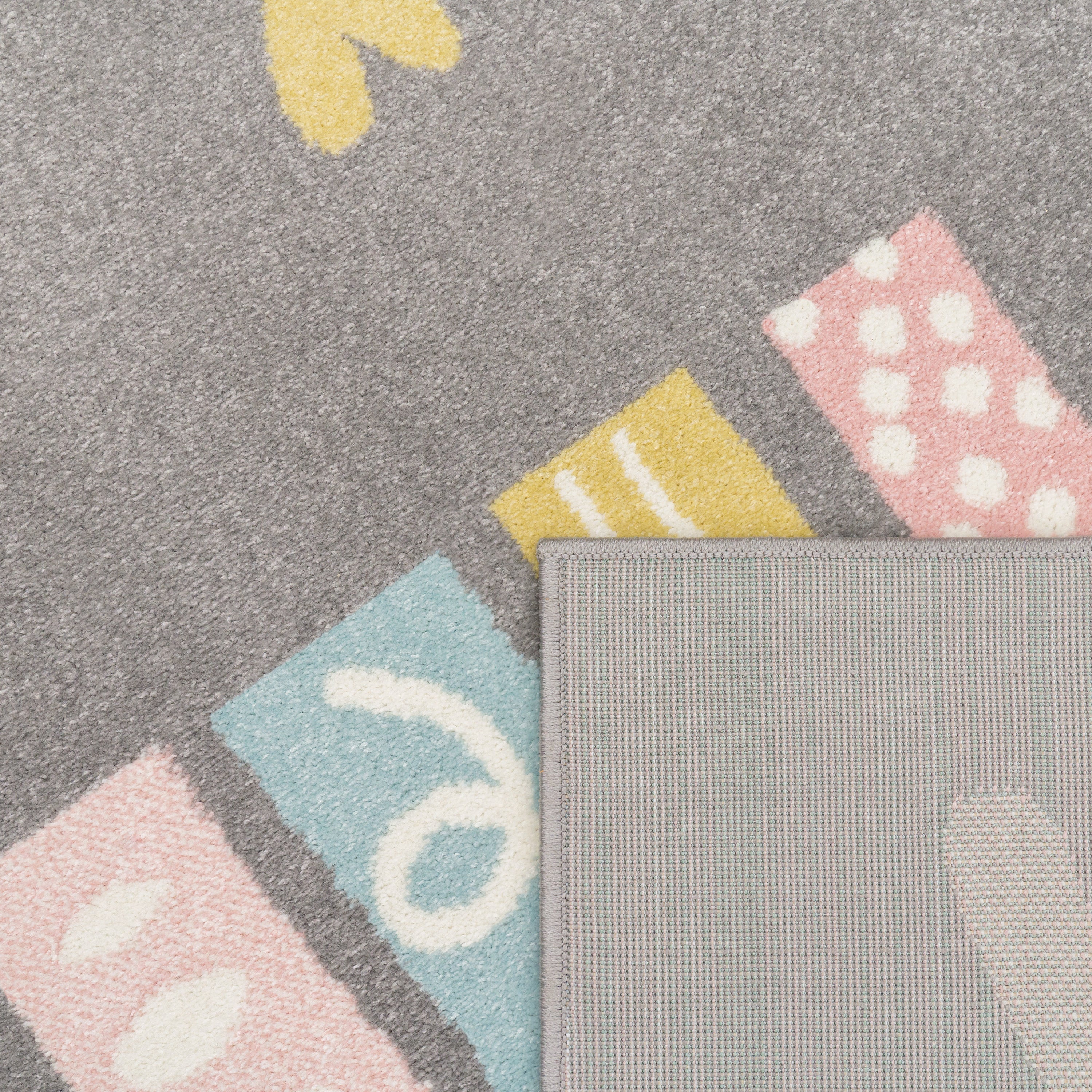 Kids Rug Nino with Rainbow and Hearts for Nursery in Grey