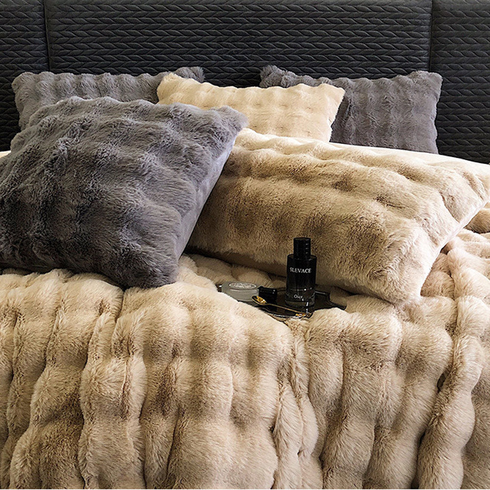 Luxury Soft Faux Rabbit Fur Duvet Cover Set | 3CARATS