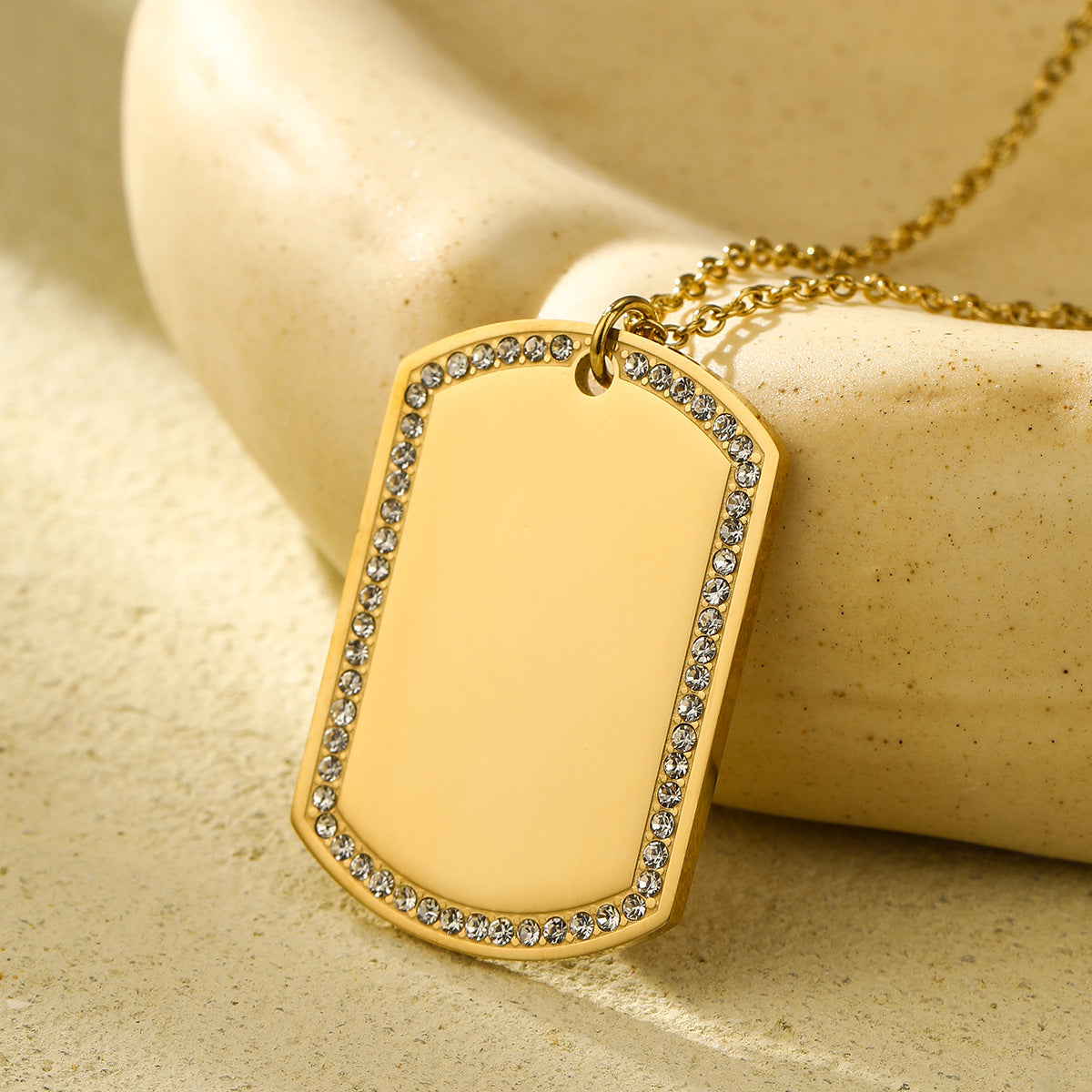 Geometric Abstract round Heart Inlaid with Diamond Titanium Steel Necklace Light Luxury Minority High Grade Stainless Steel Necklace for Women