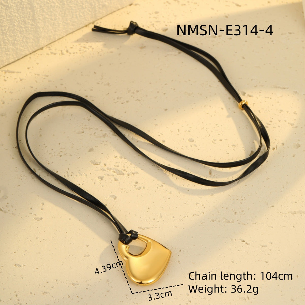 Valentine Day Love Stainless Steel Necklace Light Luxury High Grade Titanium Steel Peach Heart Clavicle Chain Sold Jewelry