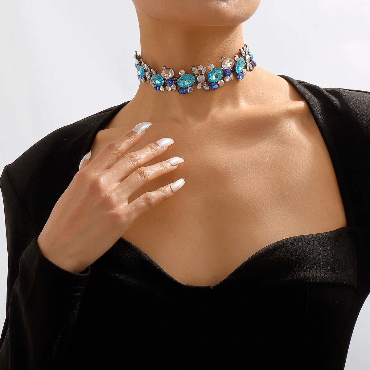 Temperamental Minority Imitation Diamond Popular Necklace Light Luxury Heavy Industry Alloy Clavicle Chain