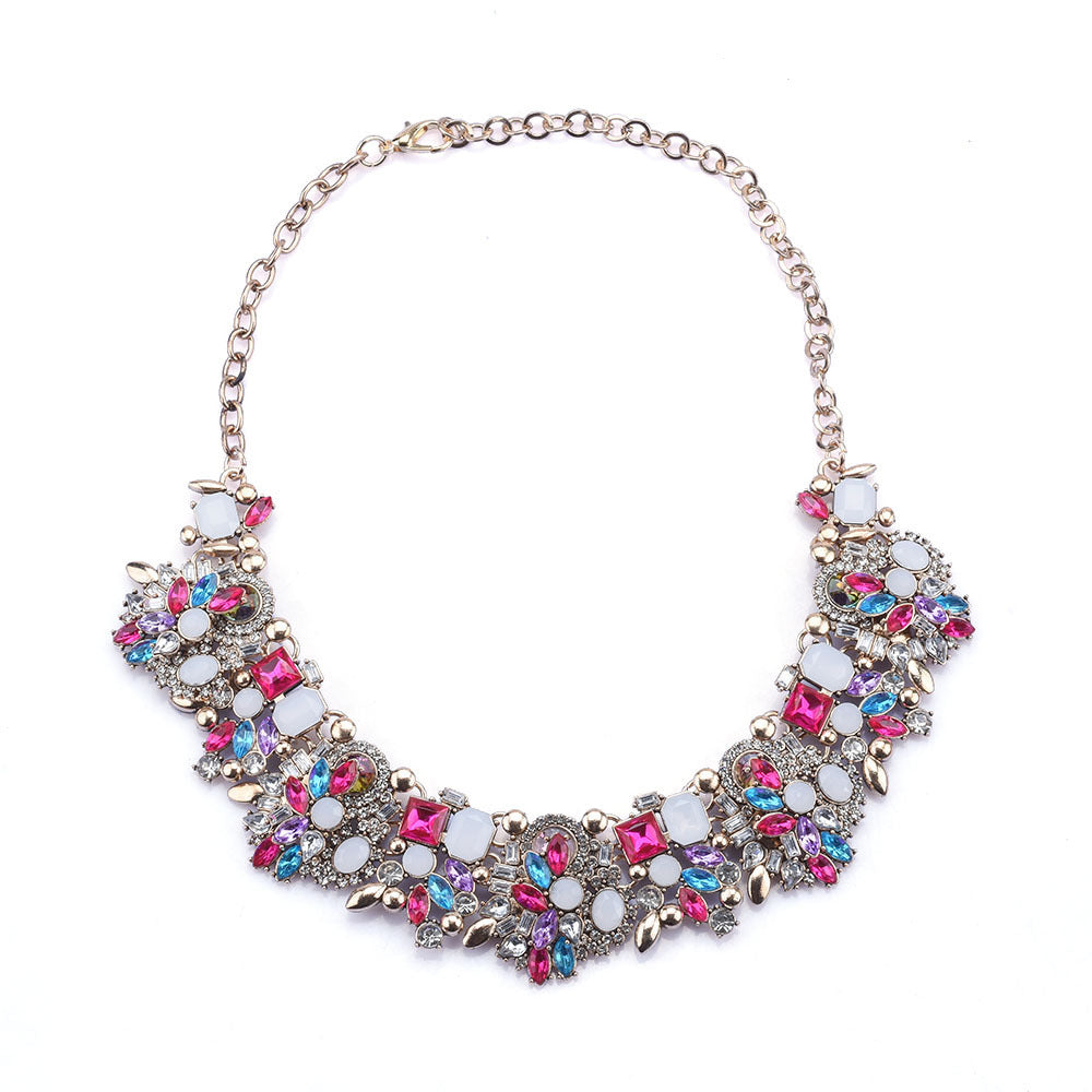 Short Necklace Women Ornament Full Diamond Exaggerated Floral Necklace Clothing Accessories