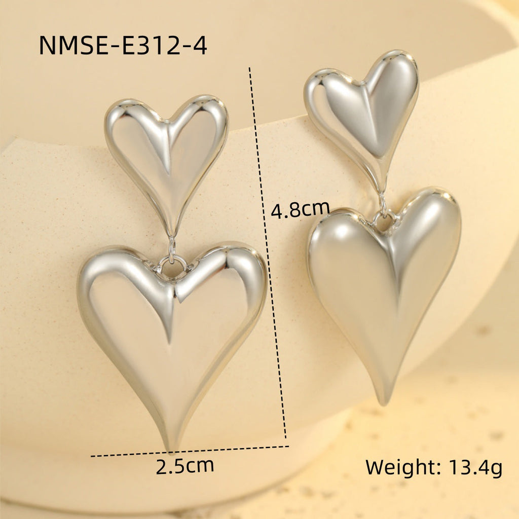 Cool Stainless Steel Hollow Out Cutout Heart Shaped Tassel Earrings 18K Gold Texture Titanium Steel Earrings Ornament