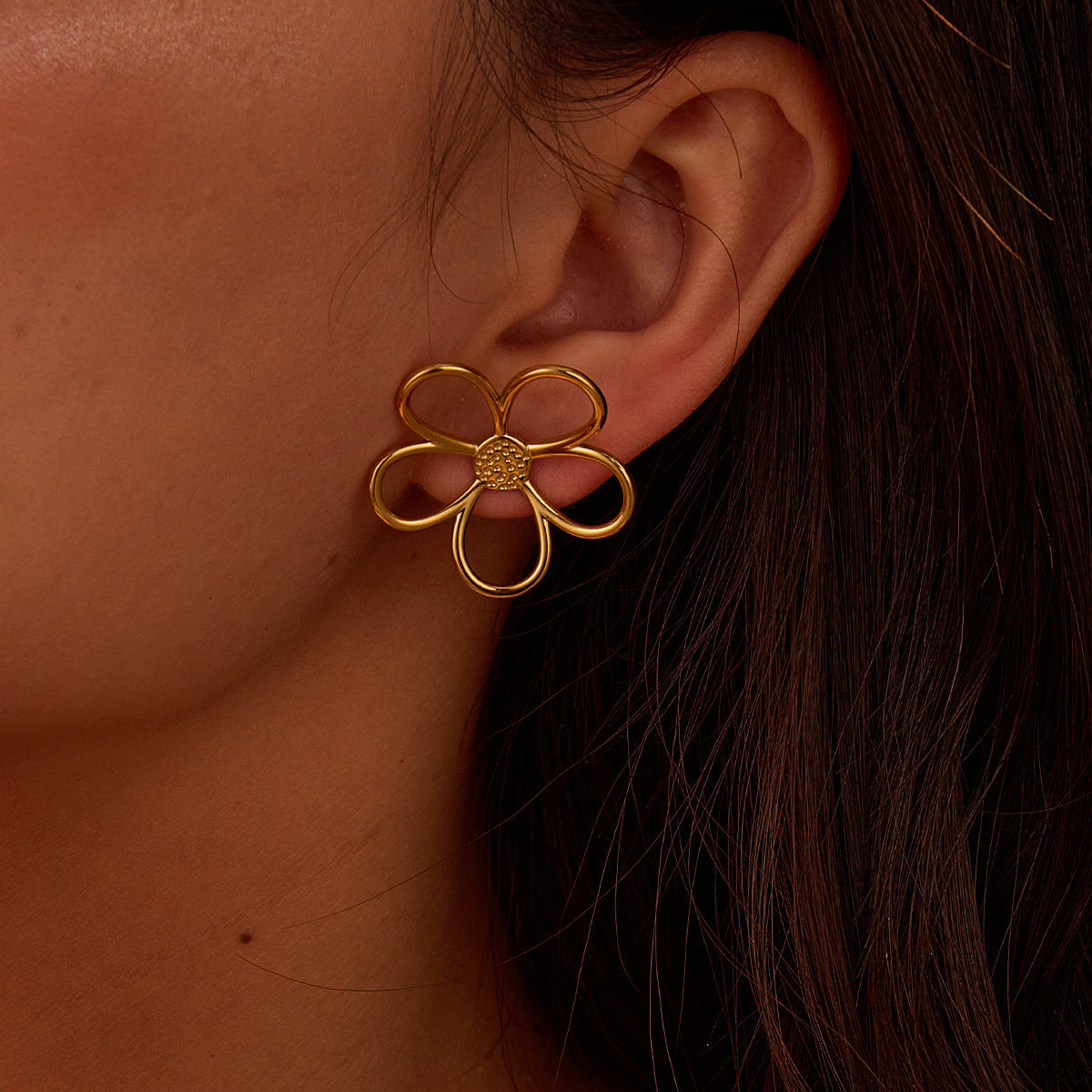 Stainless Steel Gold Silver Color Matching Hollow Out Cutout out Floral Titanium Steel Earrings 18K Gold Plating Design Earrings