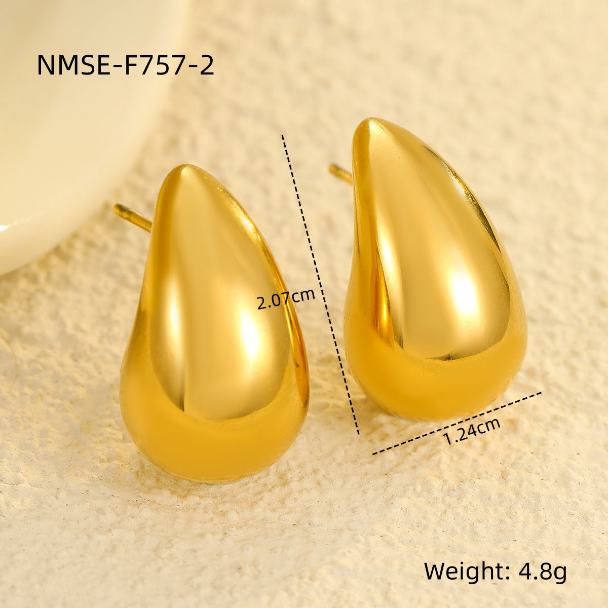 Texture Stainless Steel Earrings Retro High-Grade Hollow Out Cutout 18K Gold Titanium Steel Earrings Ornament