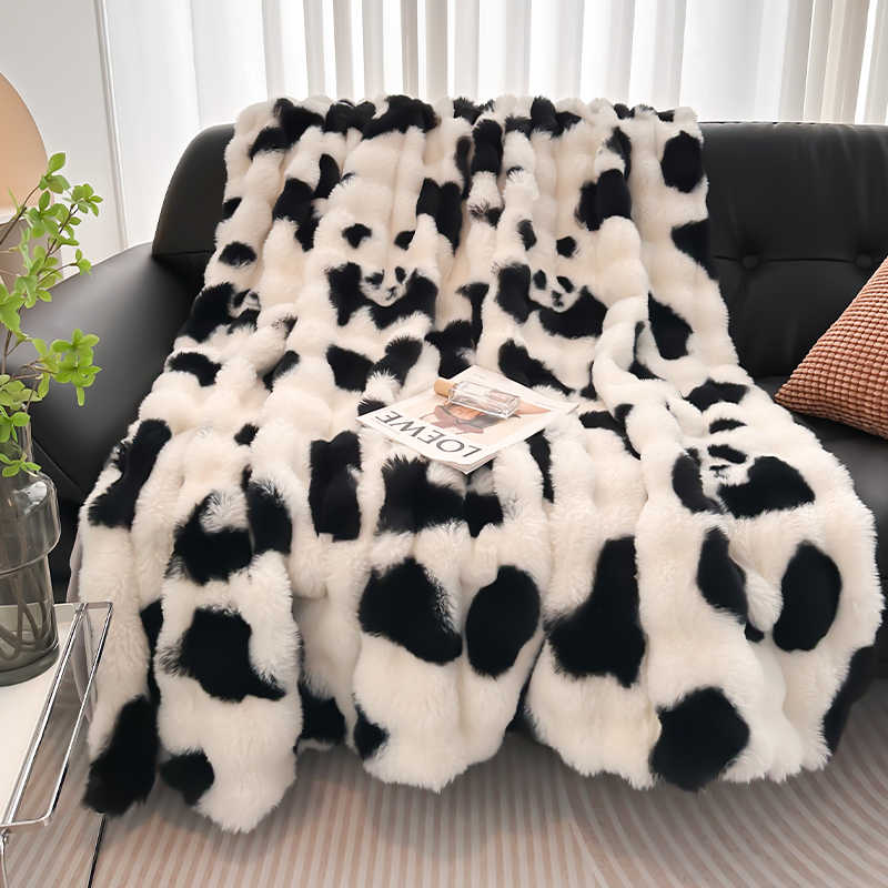 Premium Panda Faux Fur Rabbit Plush Sofa Blanket | 3CARATS