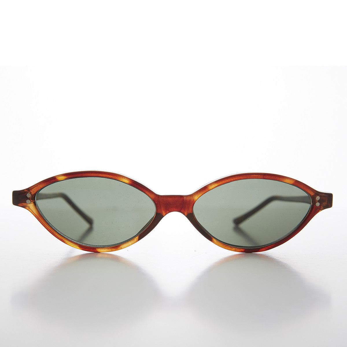 Punk Rock Oval Narrow Cat Eye Vintage Sunglass - Viveca