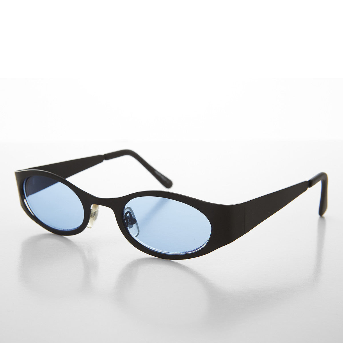 Black Oval 90s Vintage Sunglasses - Zal