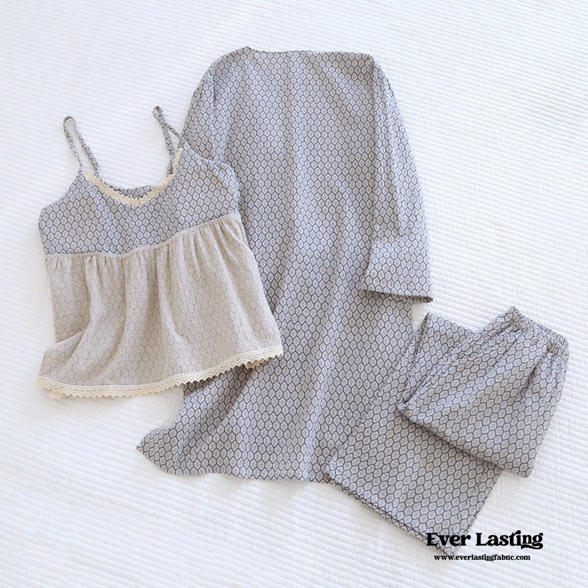 Floral V Tank and Long Pants with Cardigan Cotton Pajama Set / Blue