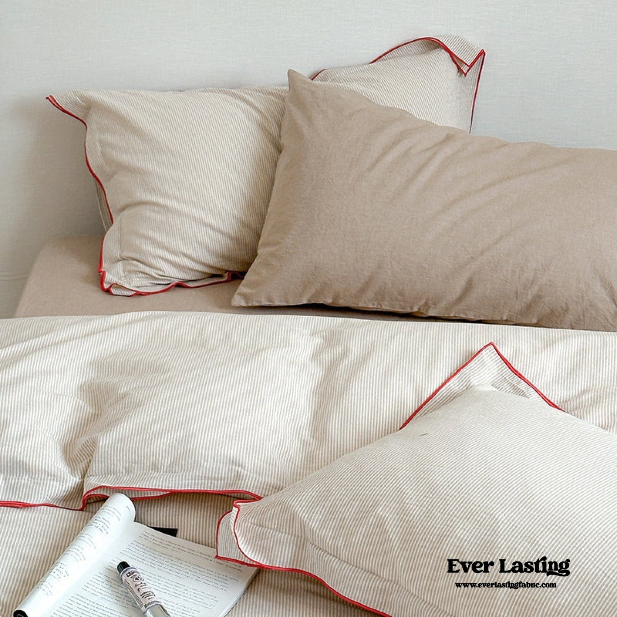 Joce Striped Bedding Set / Blue