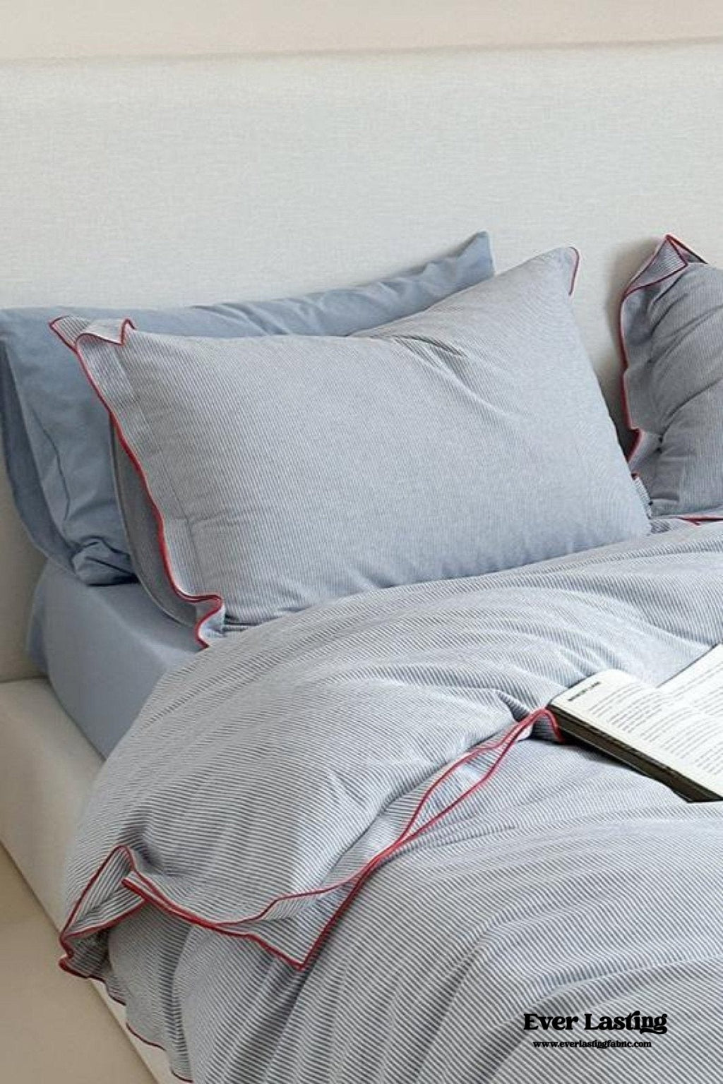 Joce Striped Bedding Set / Blue