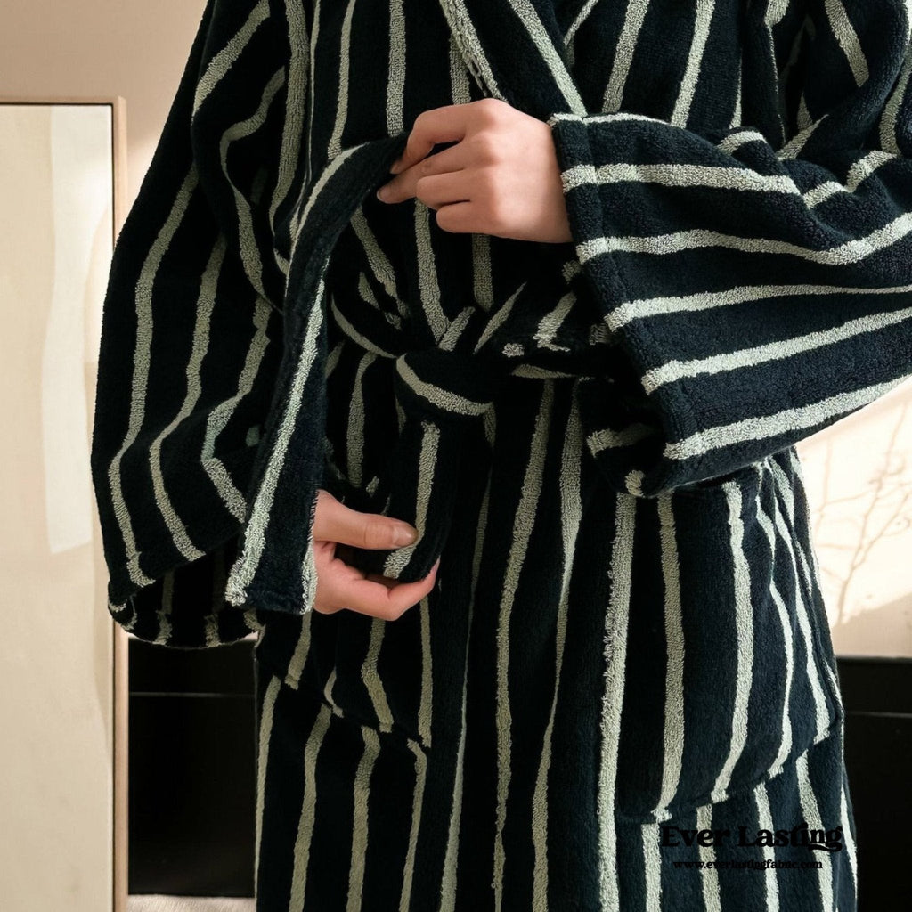 Quiet Evening Striped Robe Set / Green