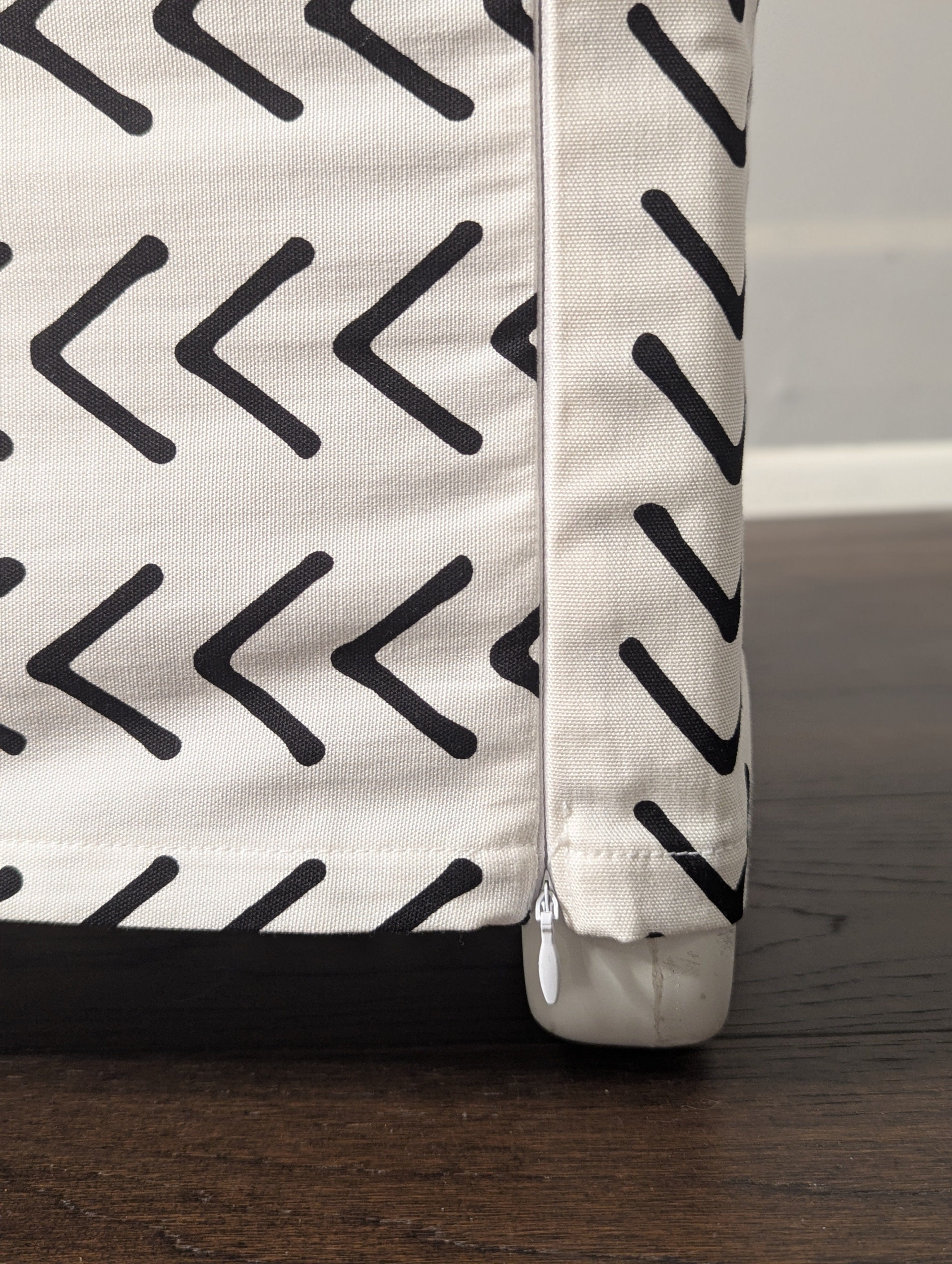 Boho Mudcloth Arrow Print Slipcover for IKEA Knopparp Sofa – Artistic, Modern, and Bold