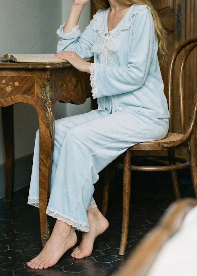 Rosy Velvet Coquette Lace Pajama Set / Blue
